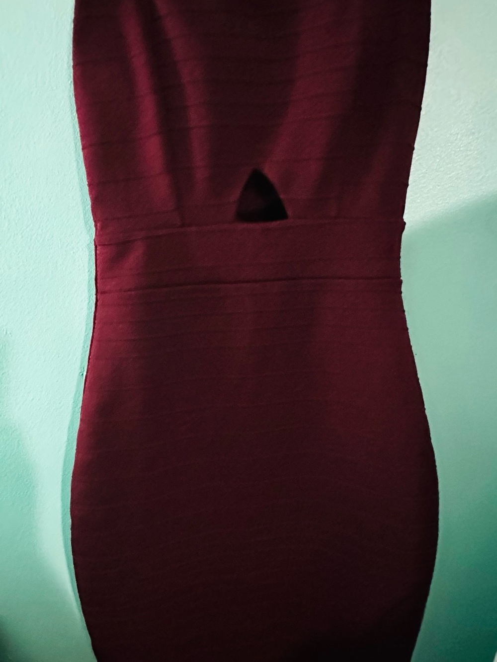 SHEIN Burgundy Backless Bodycon Dress with Front Keyhole